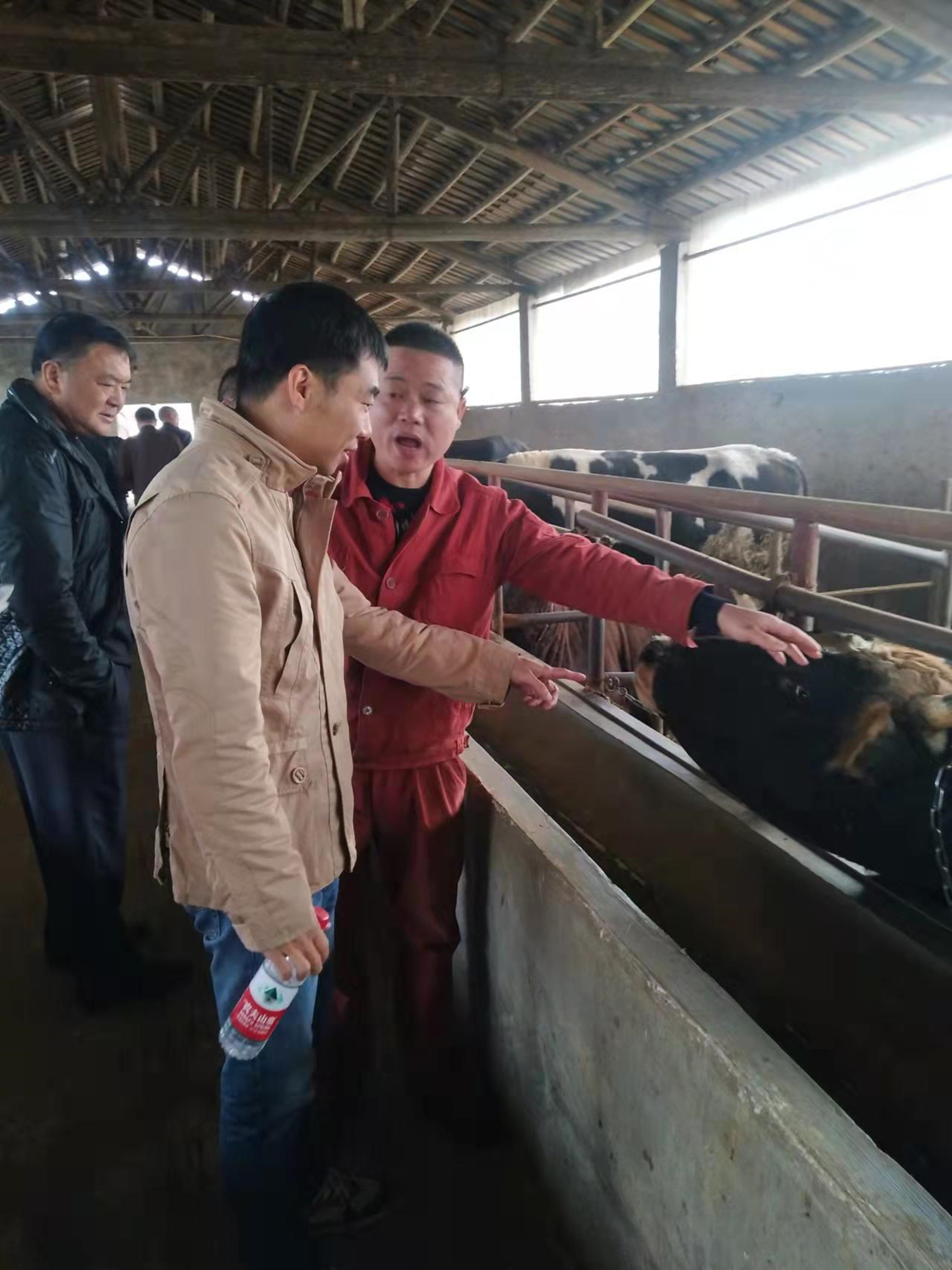 民盟婁底職業(yè)技術(shù)學(xué)院支部主委周凌博獲評“湖南農(nóng)業(yè)職教名師”