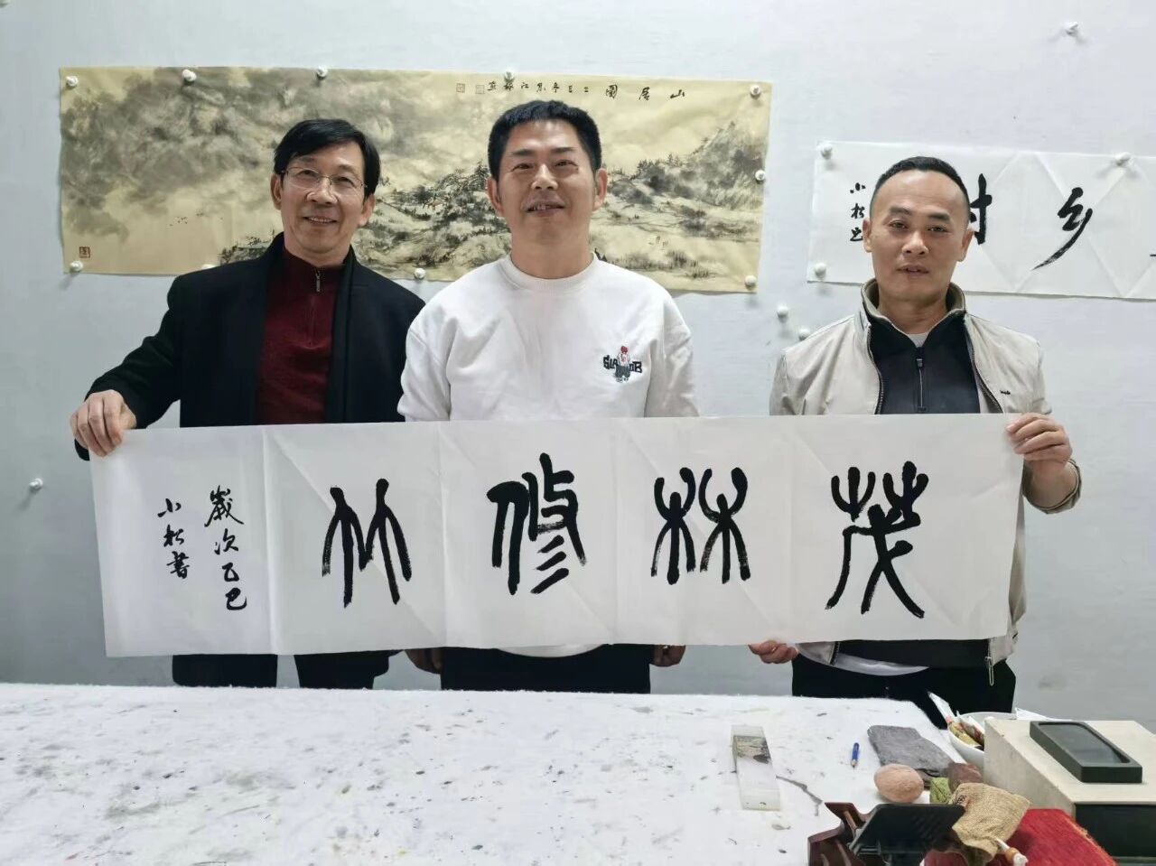 婁底民盟書畫院“賦美鄉村”筆會活動在江楓鄉村美術館舉行